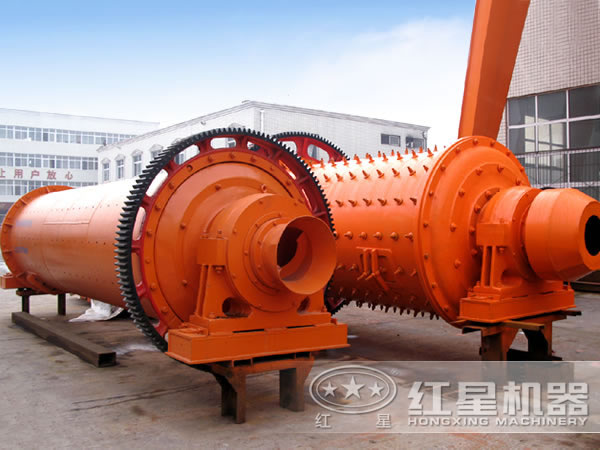 新型節(jié)能球磨機風采展示
